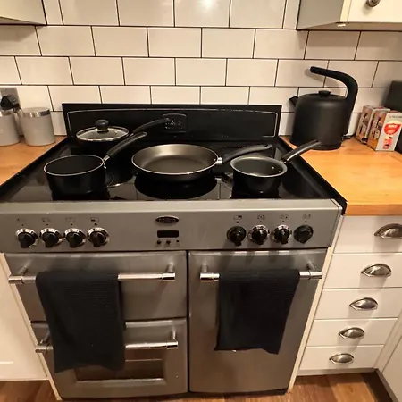 Norfolk Park Haven, 6-Bdr, Family, Parking, Wifi, Sleeps12 *